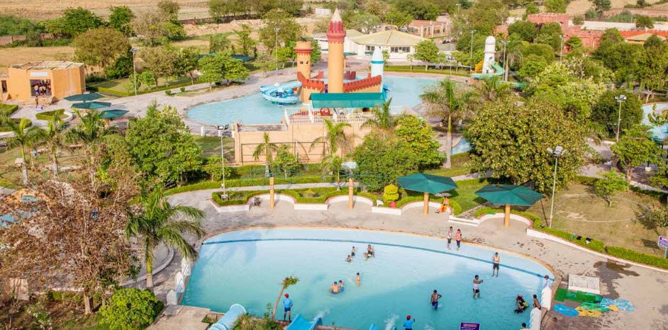 Dolphin Water Park, Agra, Uttar Pradesh - Vushii.com Dolphin Water Park, Agra, Uttar Pradesh - Vushii.com